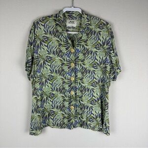 Flax Short-Sleeve Button Front Top in Light Green and Navy Floral